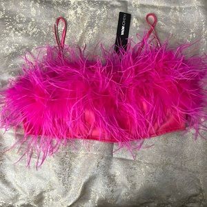 PINK FASHIONOVA FEATHERED CROP TOP . Size XL